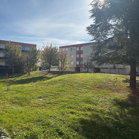 Casa Ragazzi - Meuble De Tourisme Classe 2 Etoiles - Refait A Neuf - Calme - Parking Gratuit A Proximite Lempdes Eksteriør billede